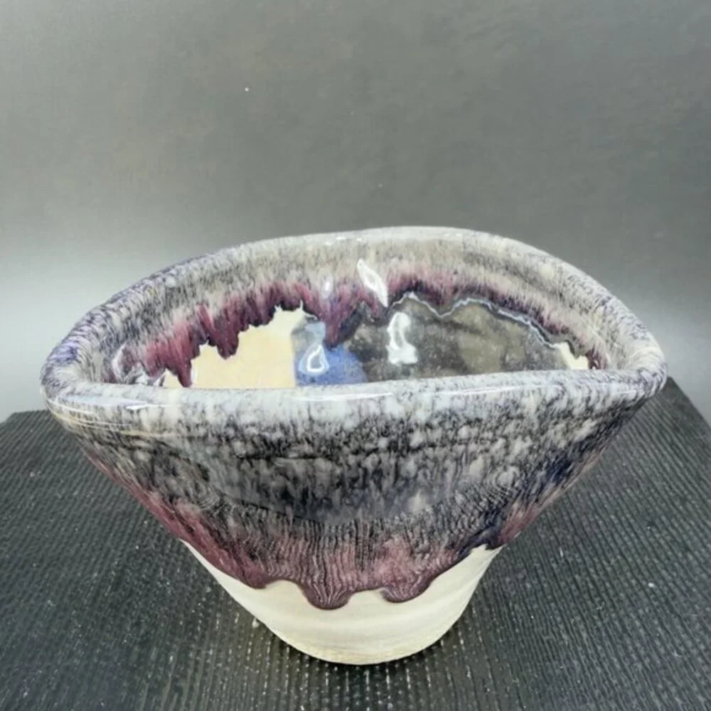Vintage Hand Made Studio Art Pottery Signed‎ Lisa Heavy Drip Glaze Salsa Dish
